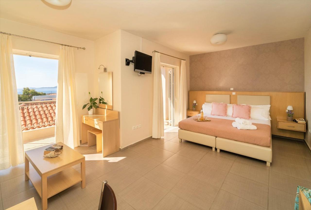 Vereniki Apartments Foinikounda Extérieur photo