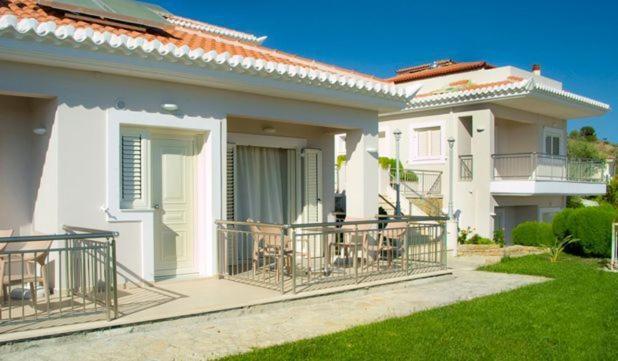 Vereniki Apartments Foinikounda Extérieur photo